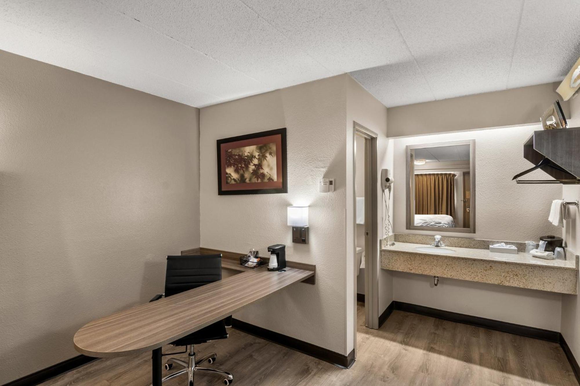Red Roof Inn Enfield Ngoại thất bức ảnh